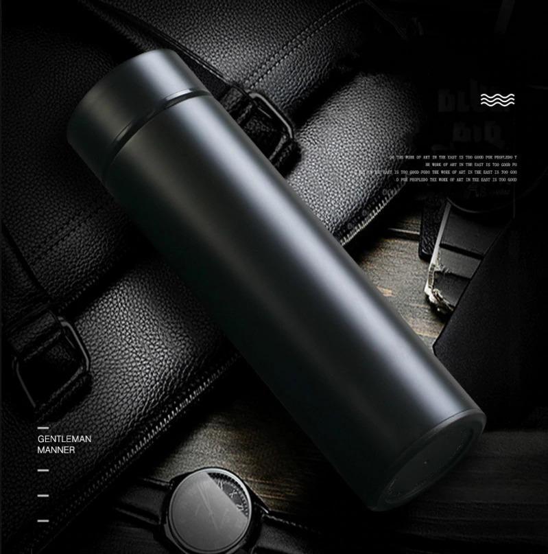 Double Wall Thermal Insulated Water Bottle with LED Temperature Display (500 ML)